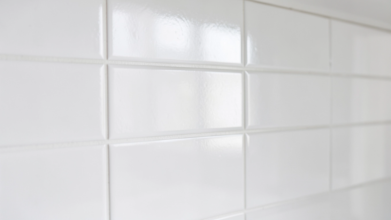 Białe płytki ścienne do kuchni