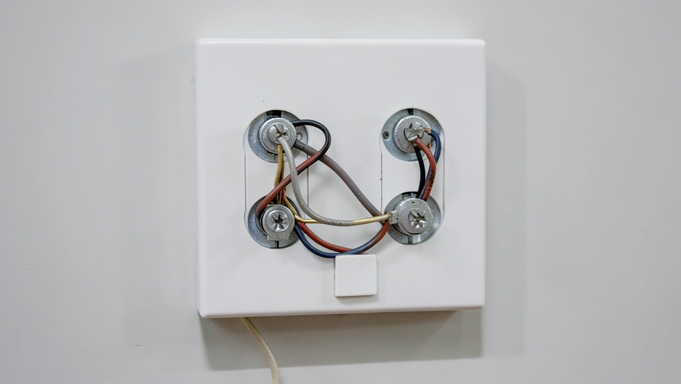 Jak działa włącznik schodowy