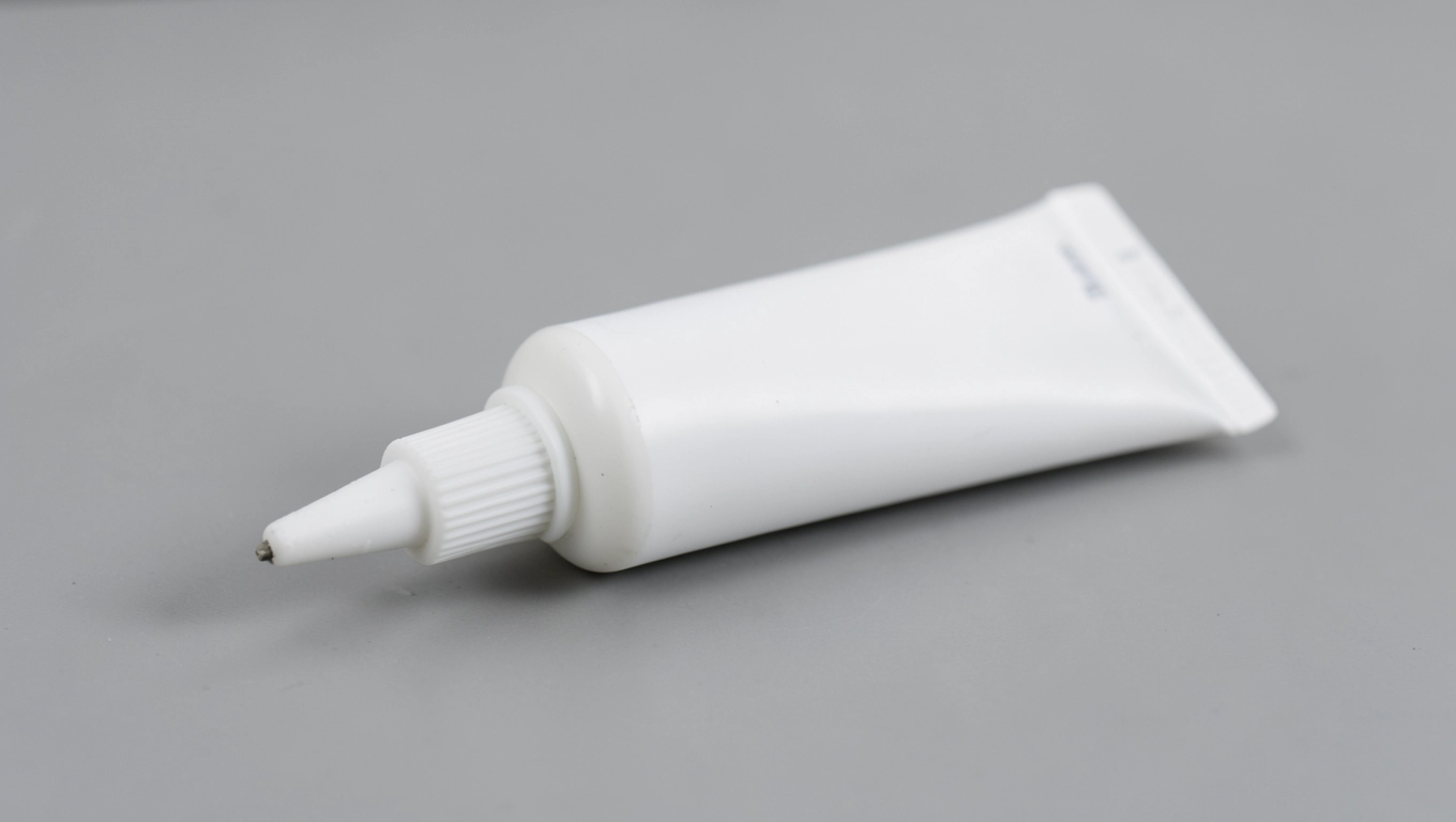 Klej do betonu w tubie