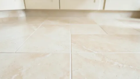 Beżowe płytki do kuchni na podłogę