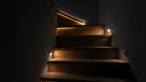 Bezprzewodowe oświetlenie schodów z czujnikiem ruchu