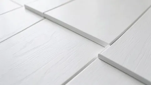 Białe panele na podłogę