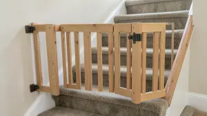 Bramka dla psa na schody