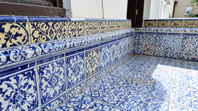 Czoło Balkonu Z Płytek