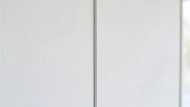 Czy Można Kłaść Płytki Gipsowe Na Farbę Lateksową