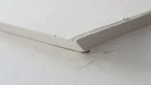 czy na płyty gipsowe kładzie się gładź