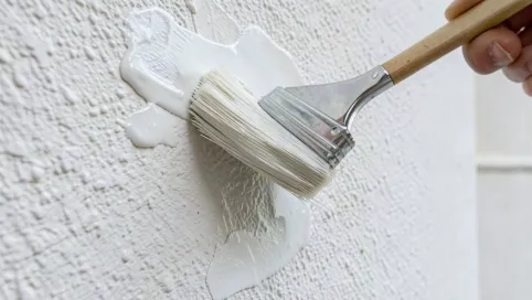 Czym gruntować klej na elewacji