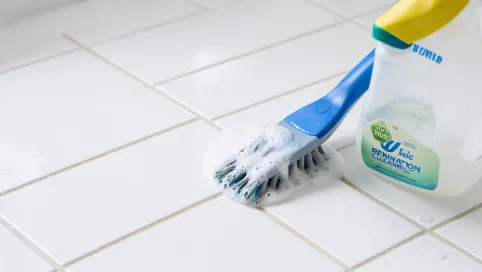 czym myć kafelki po remoncie