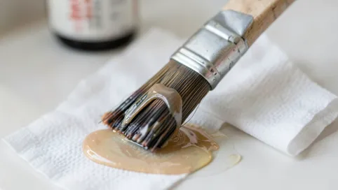 Czym umyć pędzel po żywicy epoksydowej