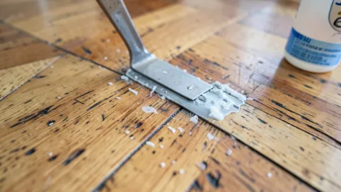 Czym usunąć klej do parkietu