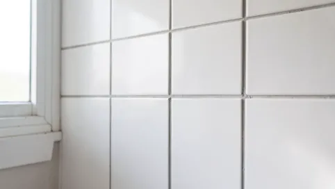 Czym Wykończyć Płytki Na Ścianie