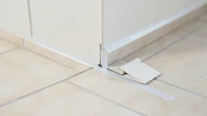 Czym Wykończyć Płytki Podłogowe Przy Ścianie