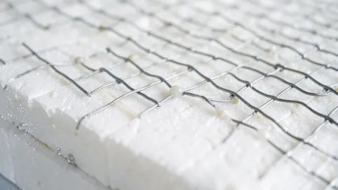 Czym zabezpieczyć klej na styropianie