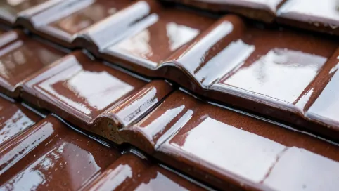 Dachówka glazurowana co to znaczy