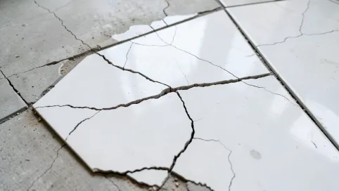 Dlaczego Pękają Płytki Na Podłodze