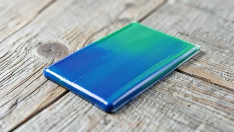 Farba do paneli podłogowych laminowanych