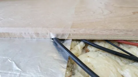 Folia paroizolacyjna pod panele ogrzewanie podłogowe