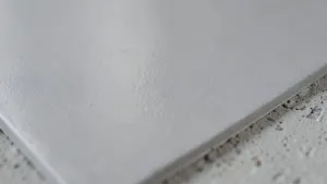 Jaka grubość kleju pod panele winylowe