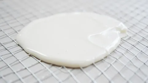 Ile kleju do zatapiania siatki