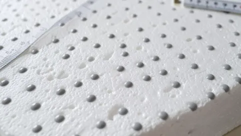 Ile kleju na m2 styropianu