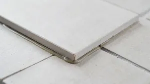 Ile Kleju Pod Płytki 60 60