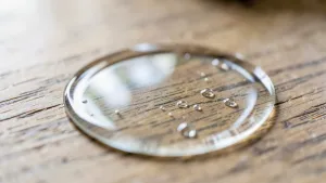 Ile żywicy epoksydowej na stół