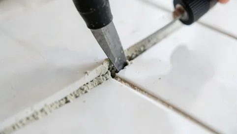 Jak Naprawić Głuche Płytki