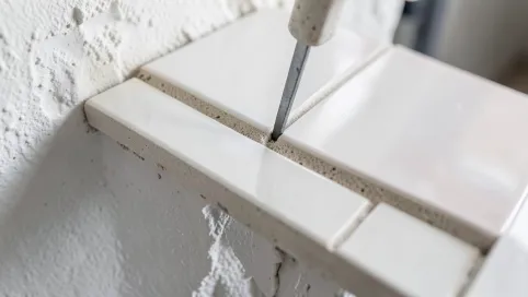 Jak odzyskać płytki ze ściany