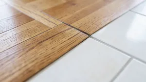 Jak układać płytki panelowe na podłodze