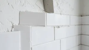 Jak Położyć Płytki W Łazience Na Ścianie