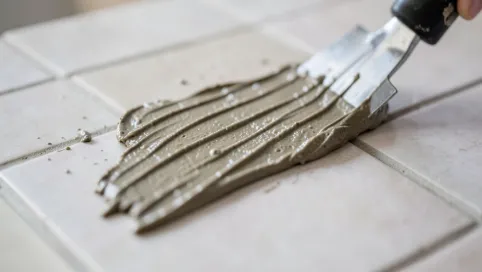 Jak Smarować Płytki Klejem