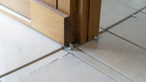 Jak Układać Płytki Przy Drzwiach