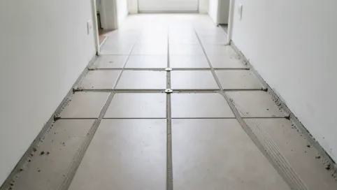 Jak Układać Płytki W Korytarzu