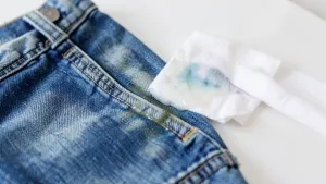 Jak usunąć żywicę że spodni