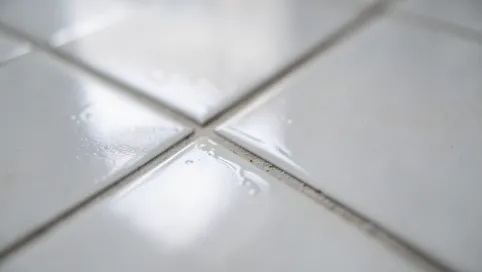 Jak uzyskać efekt mokrej fugi