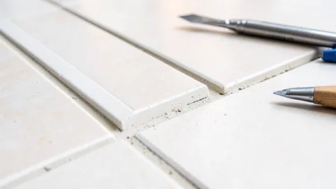 Jak wykończyć płytki podłogowe
