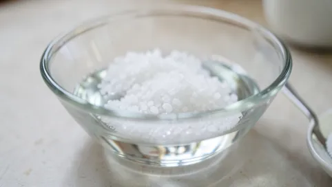 Jak zrobić klej z cukru i wody