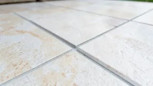 jaka fuga do gresu na zewnątrz