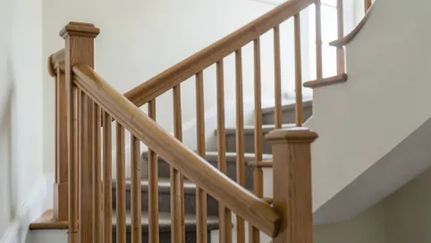 Jaka wysokość balustrady schodowej