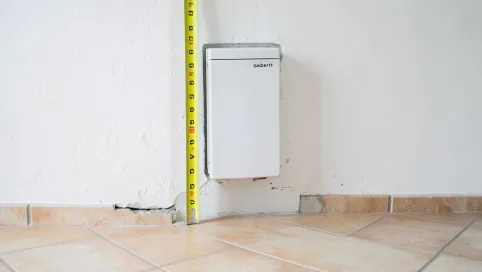 Jaka wysokość geberitu od posadzki