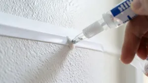 Jaki klej do paneli ściennych PCV