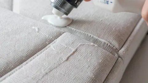 Jaki klej do paneli tapicerowanych