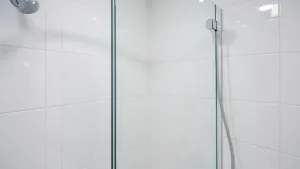 Kabina prysznicowa montowana na płytkach