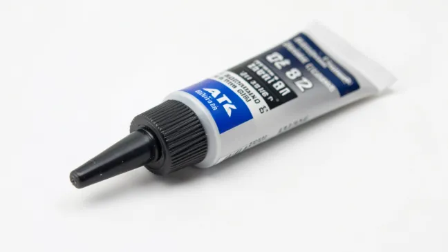 Klej do listew samochodowych ATK 812