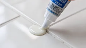 Klej do paneli winylowych na płytki ceramiczne