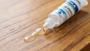 Klej do podłóg drewnianych Sika