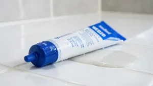 Klej do tapet do łazienki