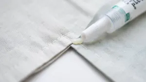 Klej do tkanin zamiast szycia