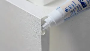 Klej montażowy do paneli ściennych