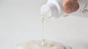 Klej szkolny w płynie